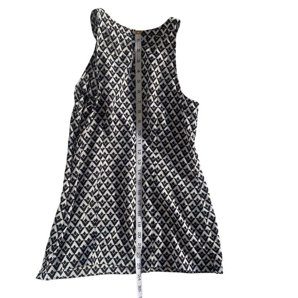 White House Black Market Sleeveless Geometric Print Blouse Womens Size 0 Keyhole - Picture 11 of 13